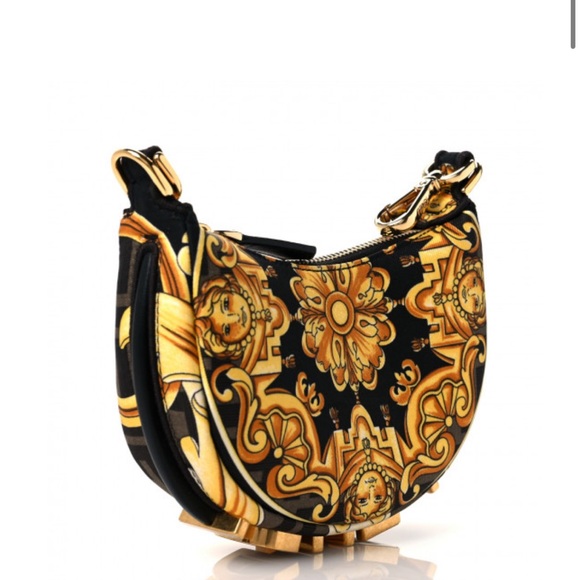 Fendi x Versace - Picture 2 of 5